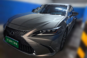 雷克萨斯ES 2020款 300h 尊享版