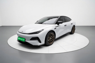 吉利银河 银河星耀8 2025款 130km EM-i 旗舰版