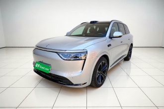 鸿蒙智行 问界M8 2025款 增程 Ultra版 53.4kWh 5座版 (192线激光雷达）