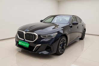宝马5系 2025款 530Li 尊享型 M运动套装