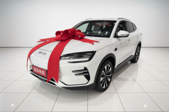 比亚迪 宋PLUS新能源 2025款 EV 智驾版 520km 尊贵型