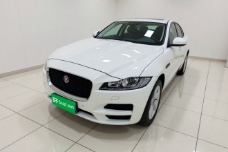 捷豹F-PACE 2020款 2.0T 都市尊享版