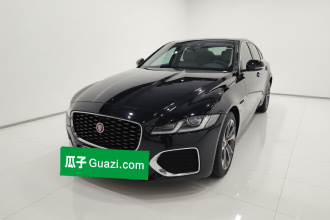 捷豹XFL 2022款 XFL 2.0T P200 两驱精英豪华版