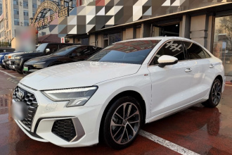 奥迪A3 2021款 A3L Limousine 35 TFSI 进取运动型