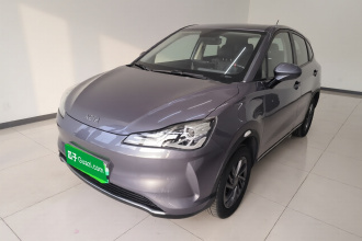 哪吒汽车 哪吒V 2022款 潮 300 Lite 磷酸铁锂