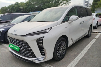 别克GL8新能源 2024款  陆尊 奢享版 7座
