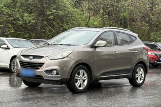 北京现代ix35 2010款 2.0L 自动两驱精英版GLS