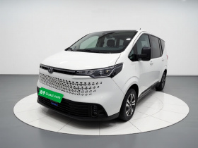 上汽大通MAXUS 新途V70 2023款 2.0T 精英版 自动短轴低顶 5/6座