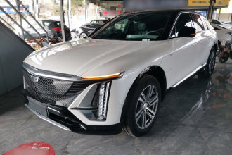 凯迪拉克 IQ锐歌 2022款 四驱高性能尊贵版