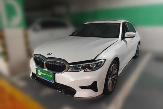 宝马3系 2022款 改款 320i 运动套装