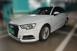 奥迪A3 2018款 30周年年型 Sportback 35 TFSI 时尚型