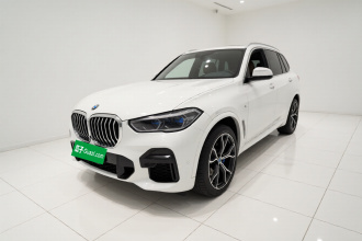 宝马X5 2022款 改款 xDrive 40Li M运动套装