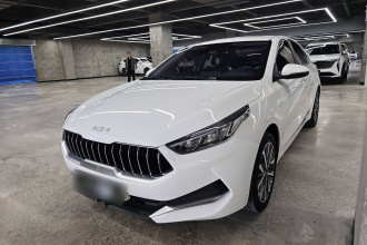 起亚K3 2021款 改款 1.5L CVT时尚版