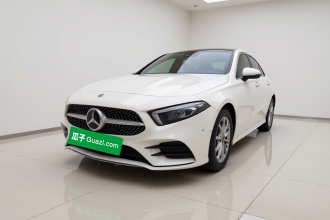 奔驰A级 2020款 改款 A 200 L 运动轿车动感型