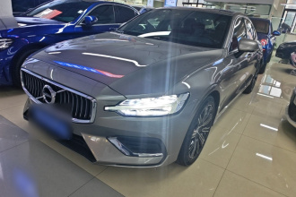 沃尔沃S60 2020款 T4 智远豪华版