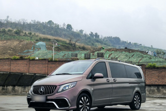 奔驰 威霆 2021款 2.0T 商务版 7座