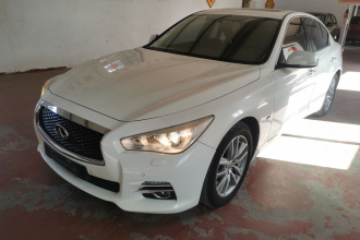 英菲尼迪Q50 2014款 2.0T 舒适版