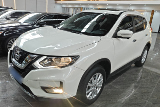 日产 奇骏 2021款 2.0L CVT 2WD XL ITS舒适纪念版