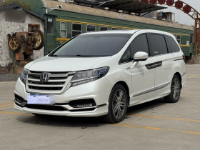 本田 艾力绅 2019款 2.0L 混动至尊版