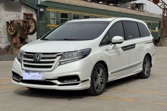 本田 艾力绅 2019款 2.0L 混动至尊版