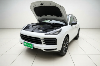 保时捷 2023款 Cayenne 3.0T 铂金版