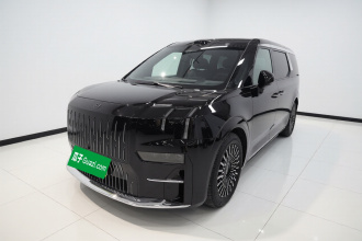 极氪009 2024款 六座行政版四驱 108kWh