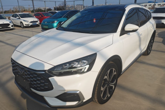 福特 福克斯Active 2021款 EcoBoost 180 自动劲潮型