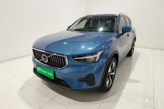 沃尔沃XC40 2023款 B4 四驱智远豪华版