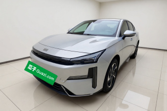 吉利银河 银河L6 2025款 EM-i 140km 探索+版