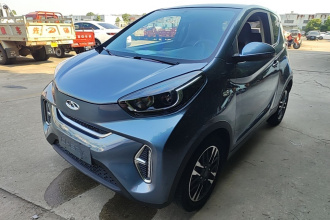 奇瑞QQ 小蚂蚁 2022款 甜粉款 半糖版 磷酸铁锂 29.2kWh 30kW 301km