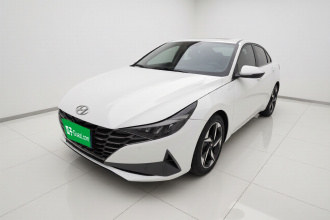 现代 伊兰特 2021款 240TGDi DCT LUX尊贵版
