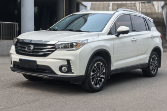 广汽传祺 传祺GS4 2017款 235T G-DCT两驱精英版