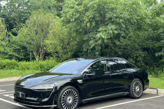 鸿蒙智行 享界S9 2026款 增程 Ultra 后驱 53kWh (192线激光雷达）