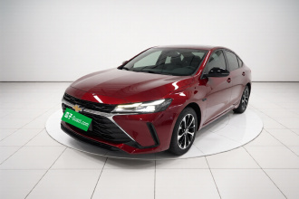 雪佛兰 科鲁泽 2023款 1.3T 轻混自动尊享版