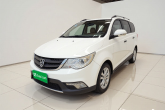 宝骏730 2014款 1.5L 手动舒适型 7座