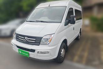 上汽大通MAXUS 新途V80 2021款 2.0T 手动经典傲运通短轴中顶5/6座