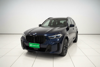宝马X5 2023款 xDrive 40Li M运动曜夜套装