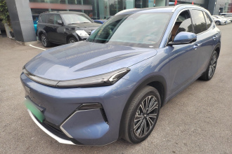 吉利银河 银河星舰7 EM-i 2025款 120km 领航版