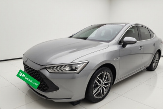 比亚迪 秦PLUS 2021款 DM-i 55KM 旗舰型