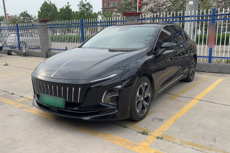 红旗E-QM5 2021款 充电 旗享版