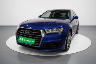 奥迪Q7 2018款 40 TFSI S line运动型