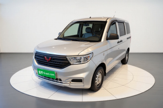 五菱汽车 五菱宏光V 2022款 1.5L劲取版电动助力LAR