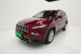 Jeep 自由光 2017款 2.0L 优越版