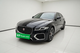 捷豹XFL 2021款 XFL 2.0T P250 两驱尊享豪华版