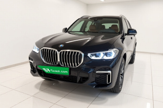 宝马X5 2022款 改款 xDrive 30Li 尊享型M运动套装