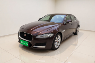 捷豹XFL 2020款 XFL 2.0T P250 两驱豪华版
