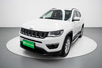 Jeep 指南者 2019款 200T 自动家享四驱-互联大屏版
