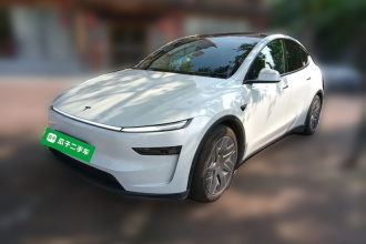 特斯拉 Model Y L 2025款 长续航全轮驱动版