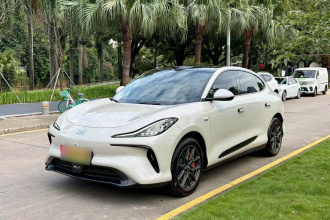 智己汽车 智己LS6 2023款 Max 超强性能版