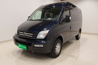 上汽大通MAXUS 新途V80 2021款 2.0T PLUS 手动商旅中轴中顶9座三排